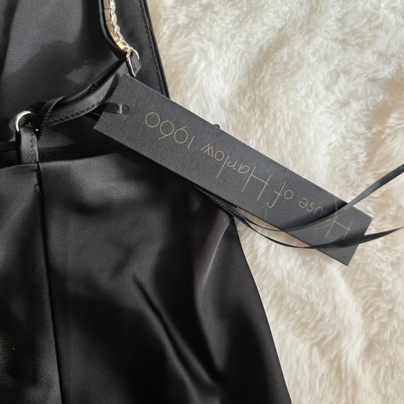 Elegant Black Satin HOUSE OF HARLOW DRESS with Crystal Size 6 - Picture 13 of 14